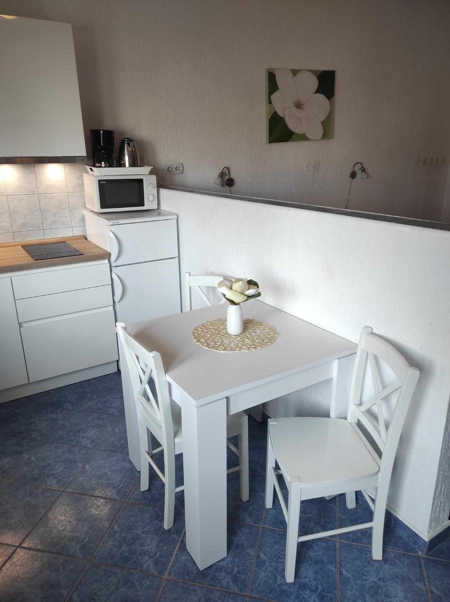 Delfin Apartments Sveti Juraj Eksteriør billede