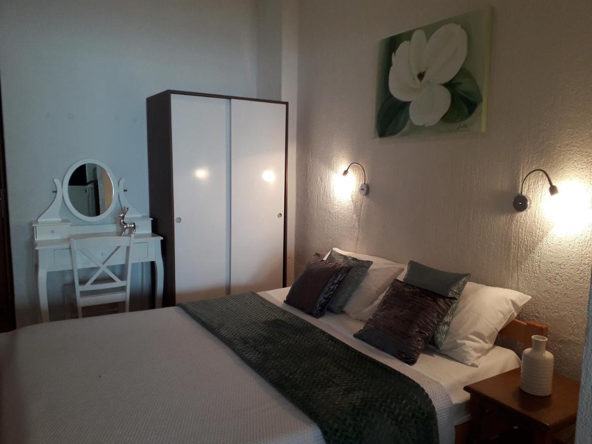 Delfin Apartments Sveti Juraj Eksteriør billede